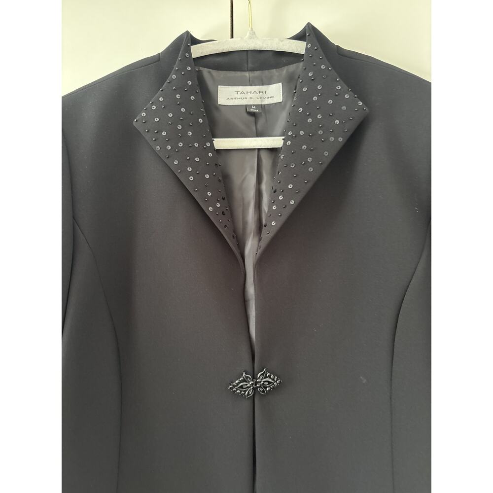 Tahari Black Beaded Lapel Blazer Size 14 - Picture 4 of 11